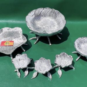 لوتوس تمام نقره
